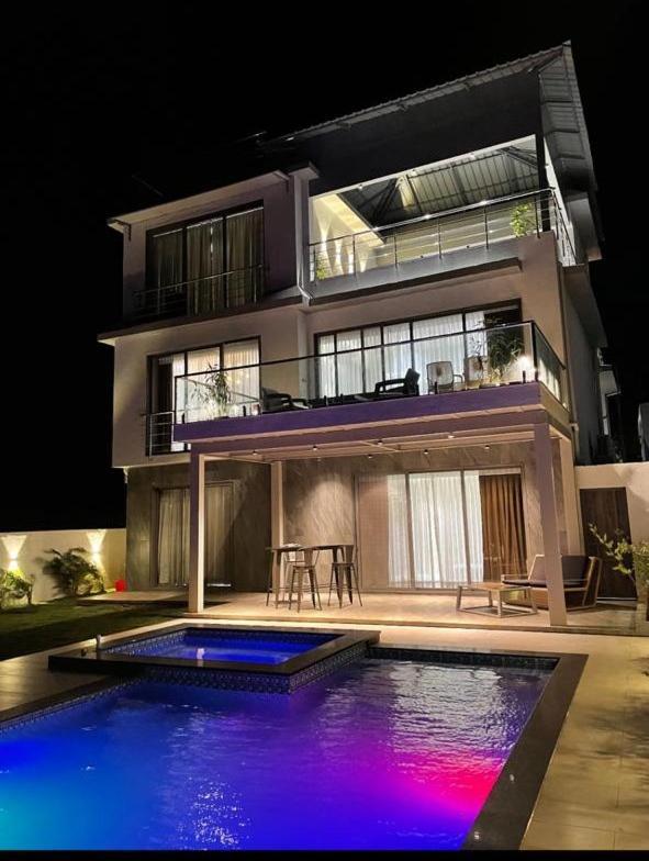 Earth Heaven Villa Mahabaleshwar Luaran gambar